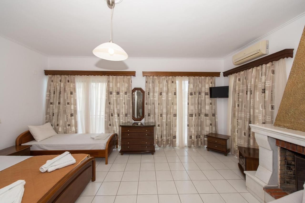Hotel Villa Basil Tsilivi  Extérieur photo