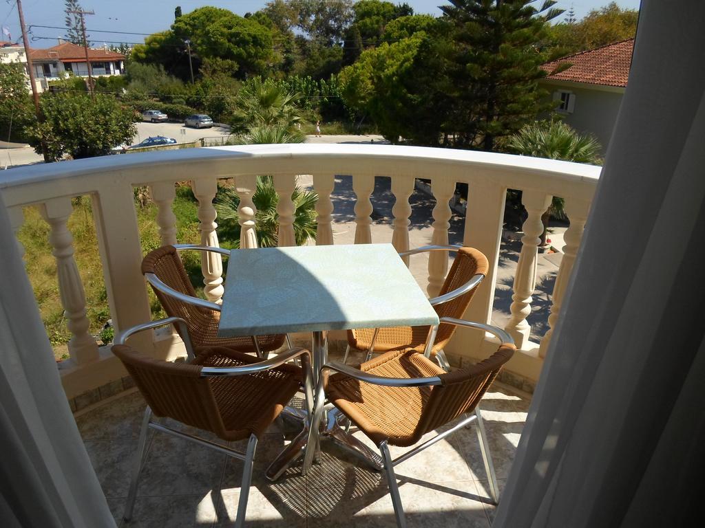 Hotel Villa Basil Tsilivi  Extérieur photo